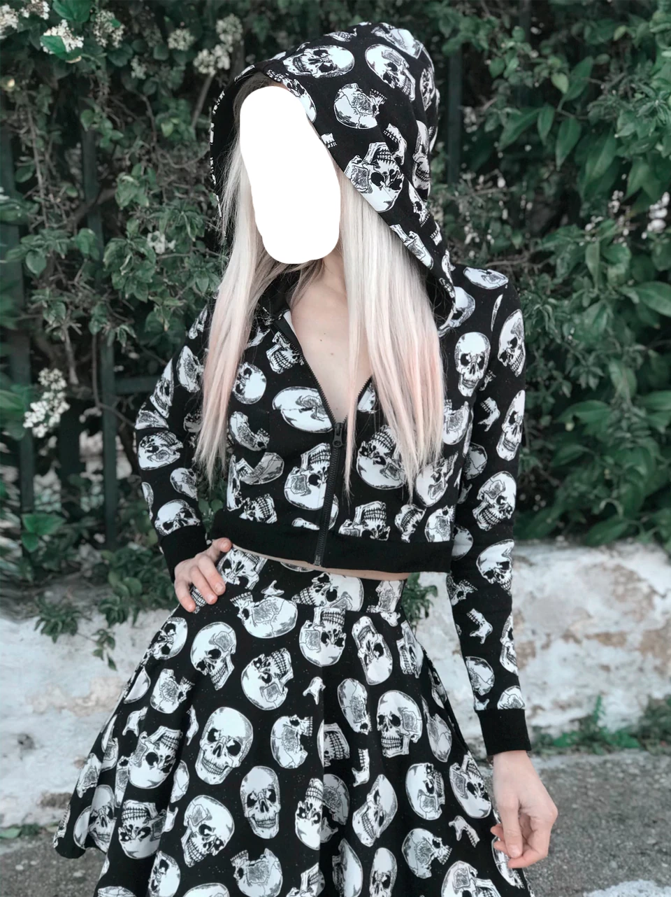 Black/White Skull Duggery Cropped Zipper Hoodie