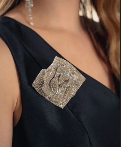 Access Fashion Diamonte Rose Brooch