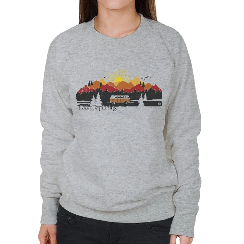 streetwear gym sweatshirtVolkswagen Camper Mountain Sunrise Keep Exploring Women's Sweatshirt