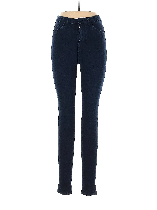 comfortable athletic sweatshirtJeans