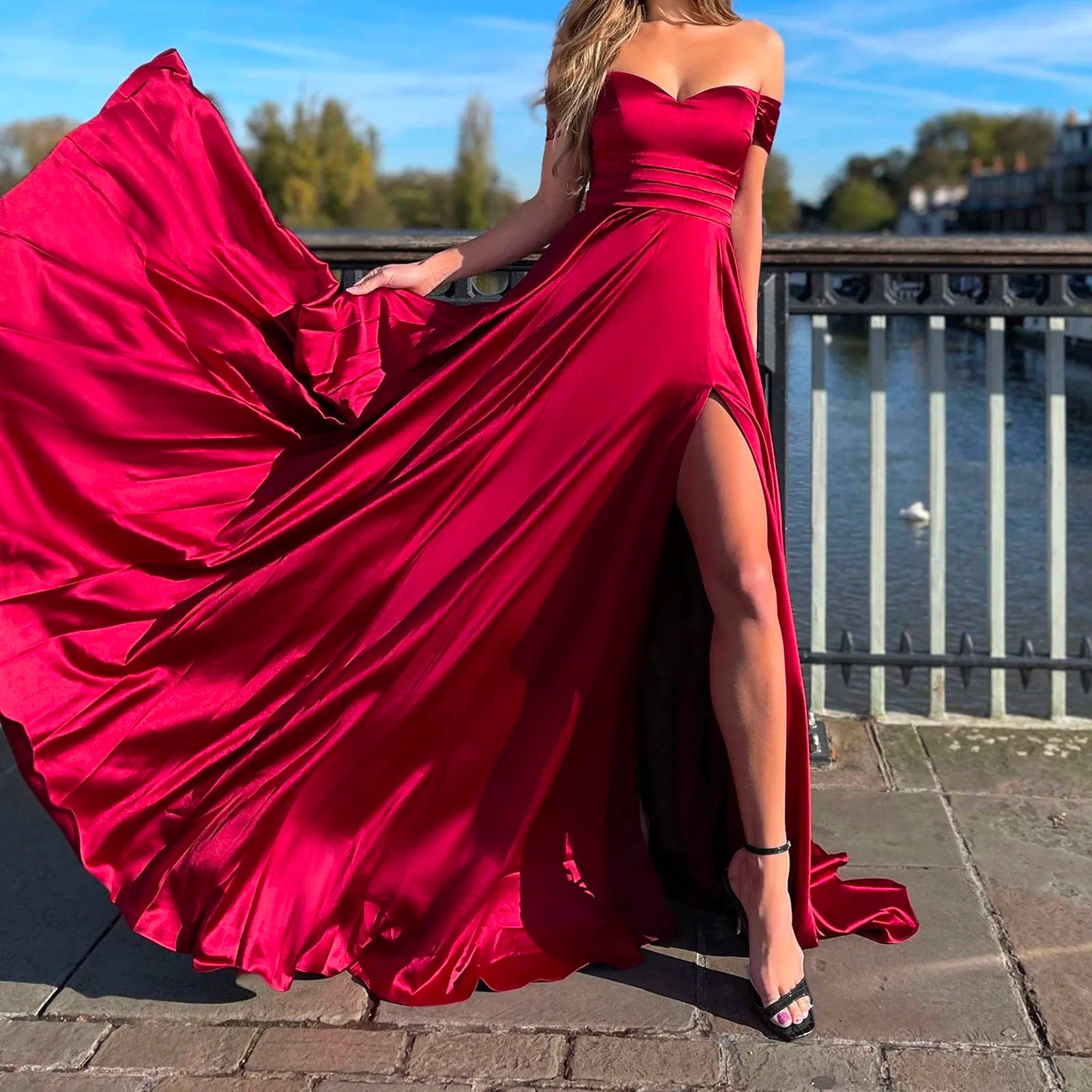 JuliaFashion - Evening Party Long Satin Off Shoulder Bridesmaid Off Shoulder Fluffy Ruffle High Slit Long Formal Dress